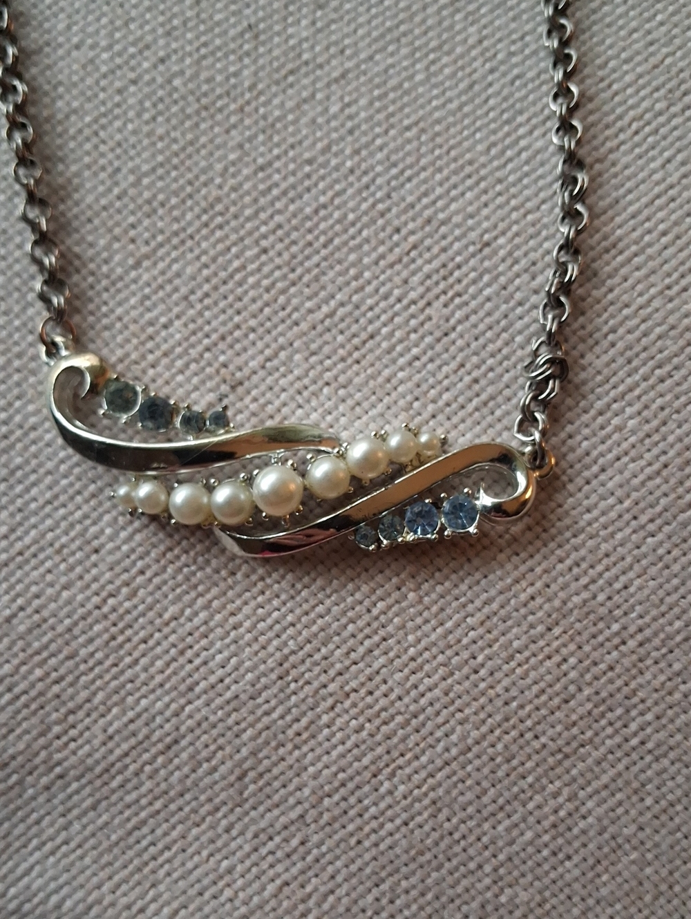 Vintage Crown Trifari Unsigned 50's Necklace